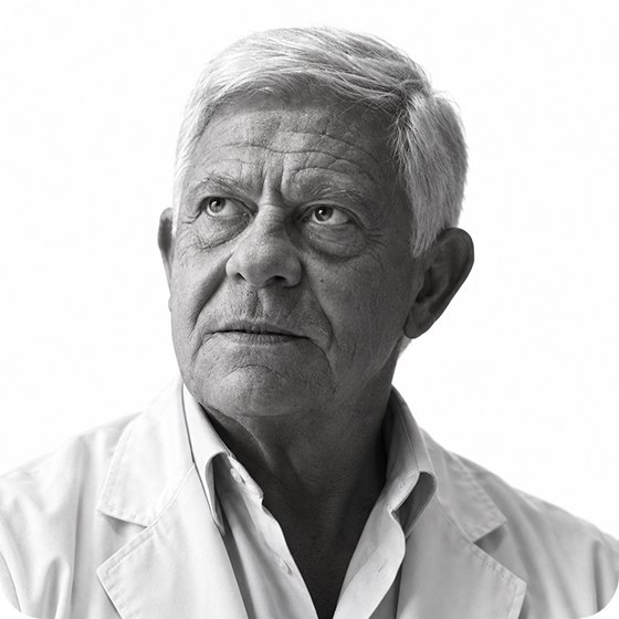 Dr. Carlos Scorticati