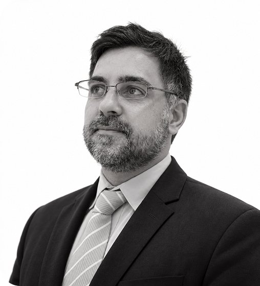 Dr. Nicolás Urday